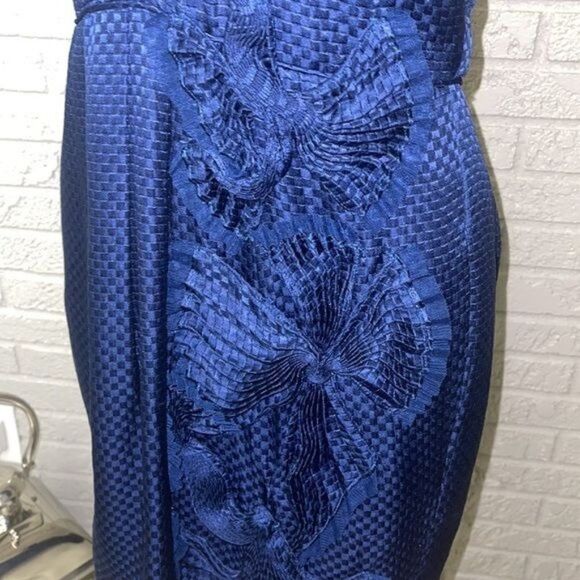 BCBG MaxAzria Floral Silk Tulle Halter Dress Size 8 - Picture 6 of 11